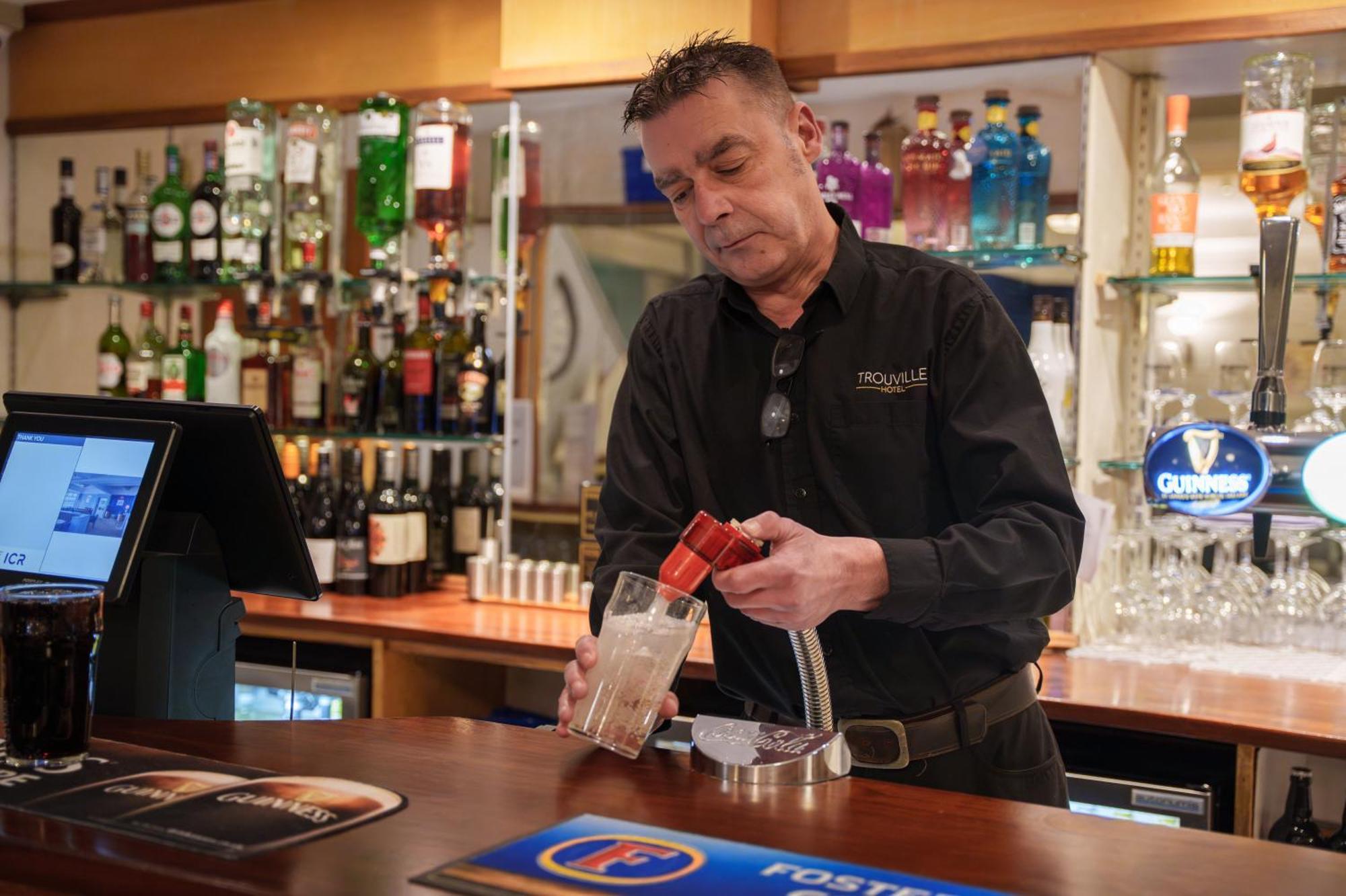 Trouville Hotel By Compass Hospitality Sandown Luaran gambar