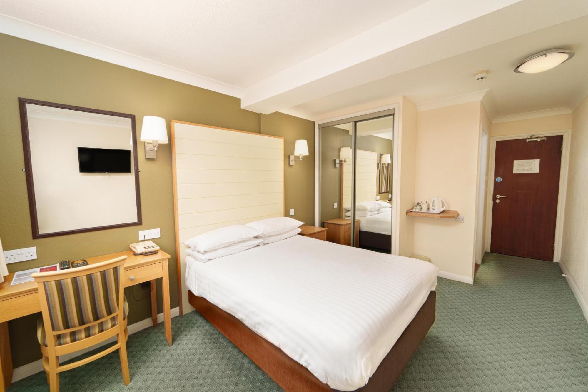 Trouville Hotel By Compass Hospitality Sandown Luaran gambar