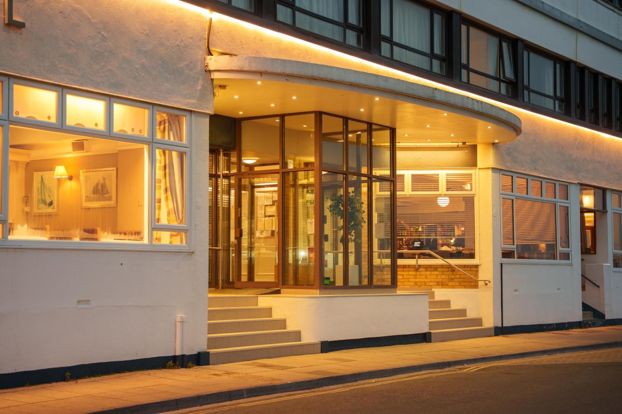 Trouville Hotel By Compass Hospitality Sandown Luaran gambar