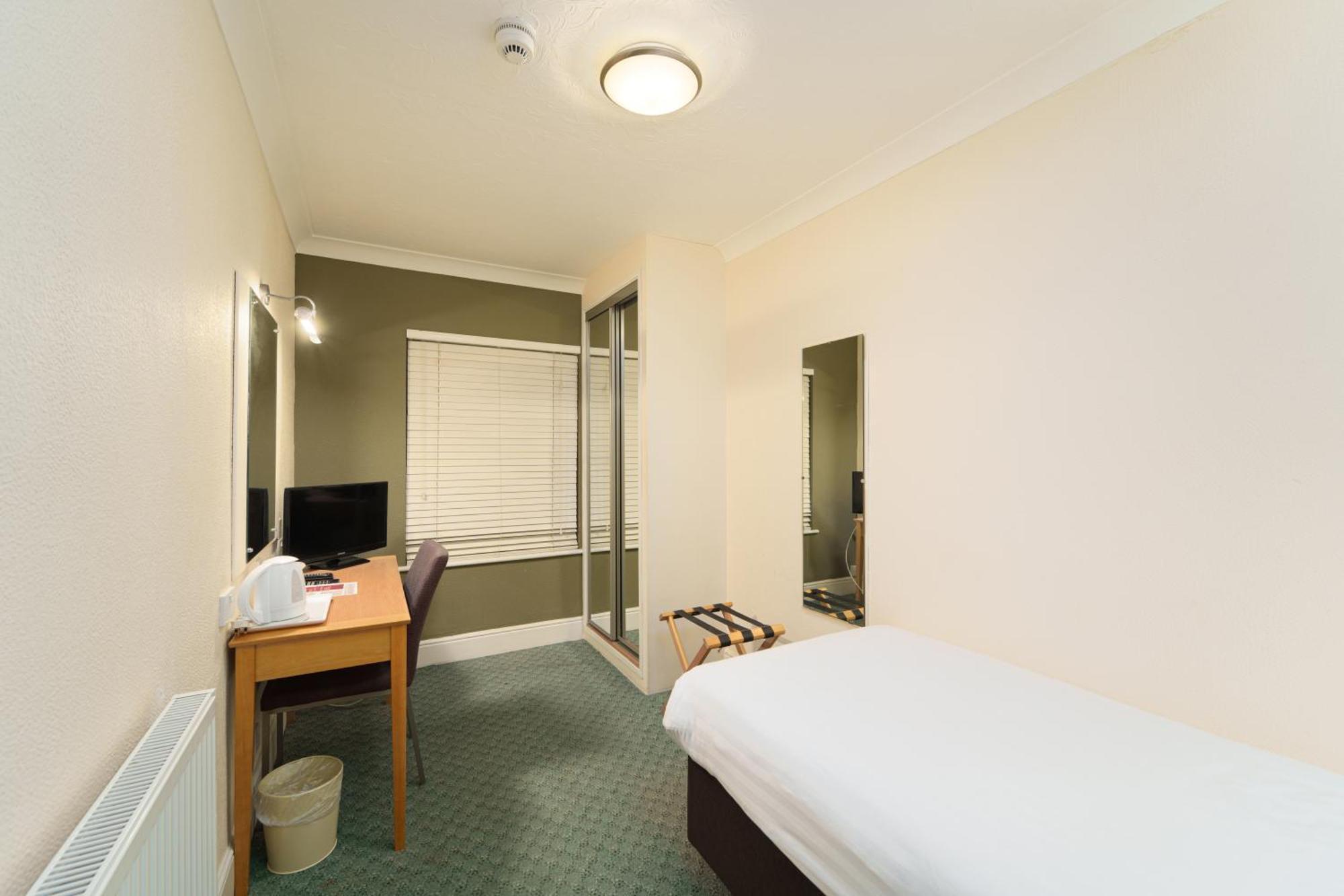 Trouville Hotel By Compass Hospitality Sandown Luaran gambar