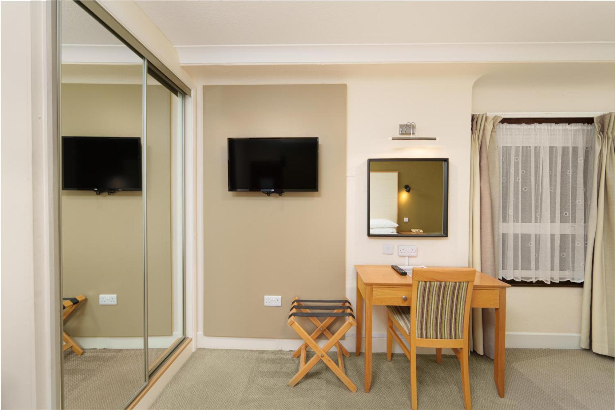 Trouville Hotel By Compass Hospitality Sandown Luaran gambar